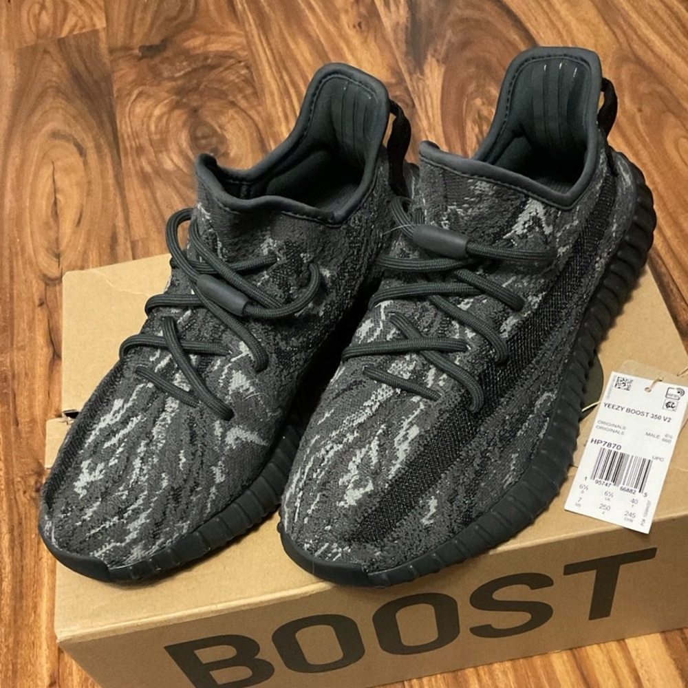 Yeezy Boost 350 - size 8